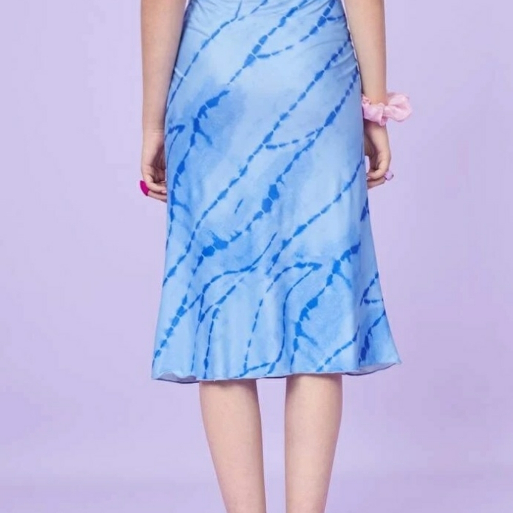 HELLO KITTY Blue tie dye look knee length skirt - Picture 2 of 3